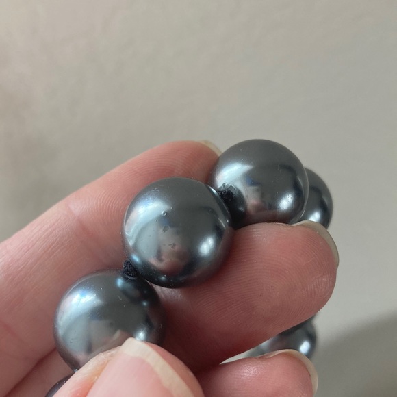 Signed M&S Marks & Spencer Faux Tahitian Pearl Necklace - Picture 2 of 5